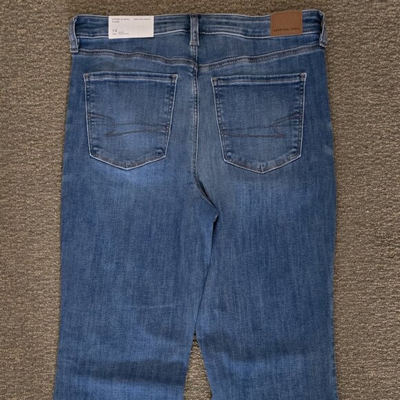 NWT American Eagle AE Super High Rise Flare Next Level Stretch Jeans Size 14 Reg - Picture 3 of 5